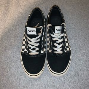 Old Skool Checkered Vans
